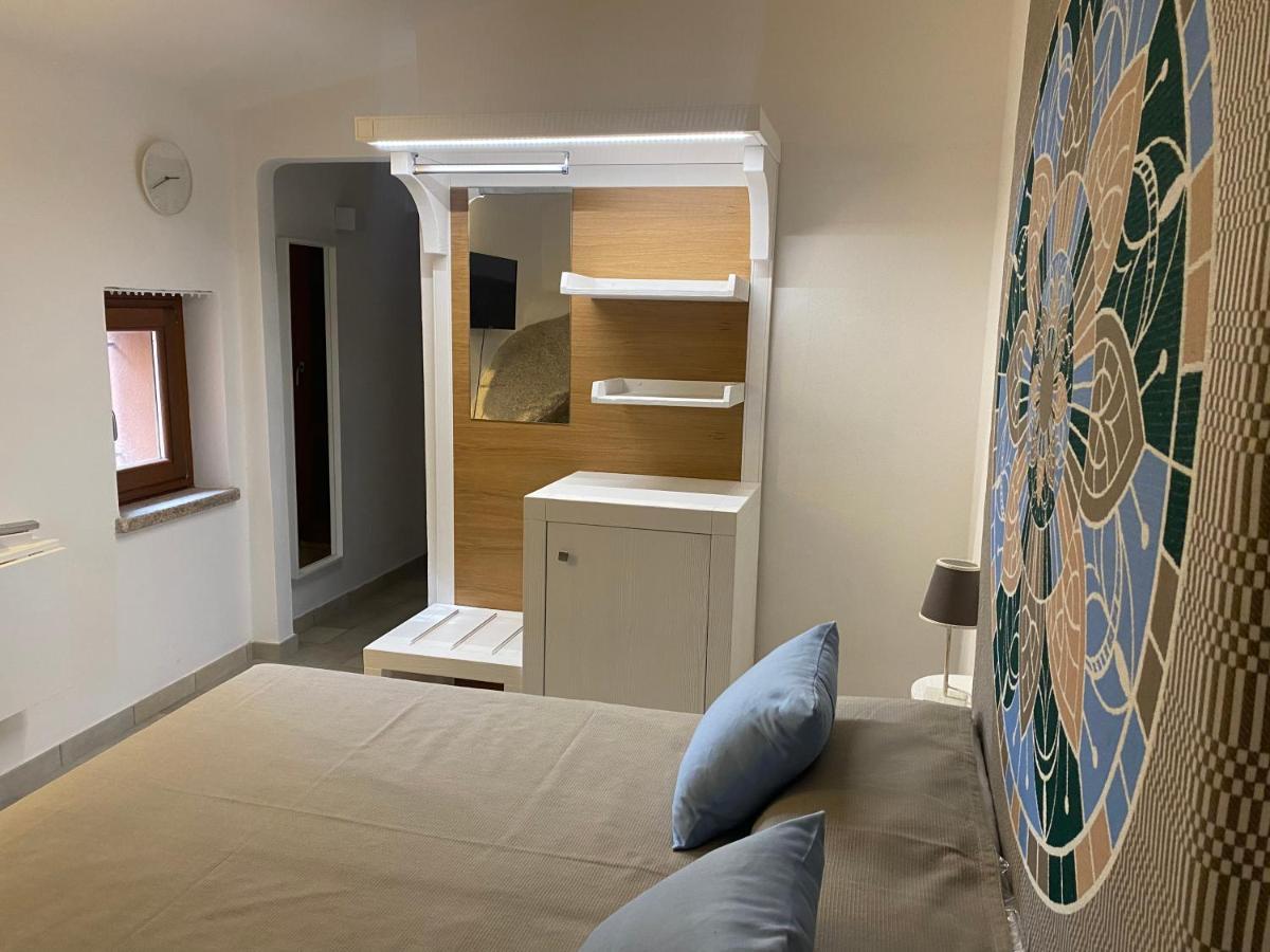 Petit Maison Petra Villa Santa Teresa Gallura Eksteriør billede